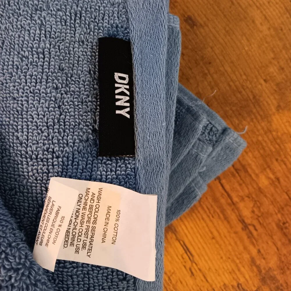 DKNY - Set of 2 Hand Towels - Cornflower Blue